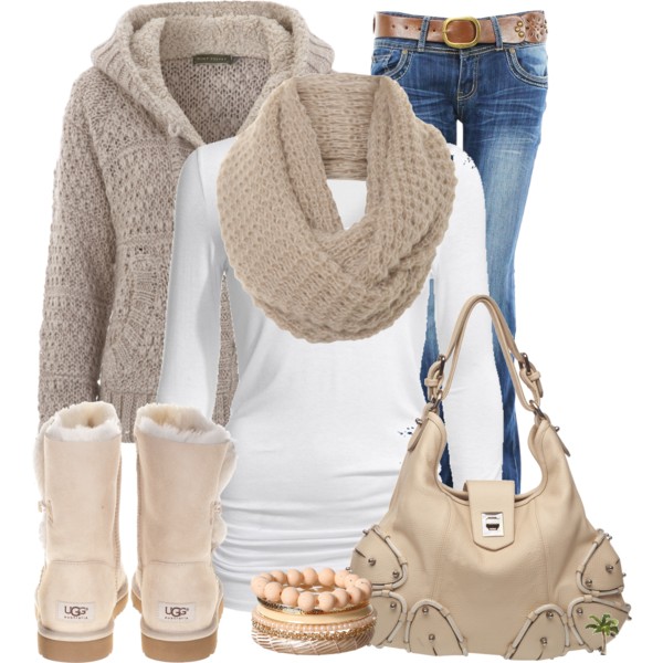beige uggs outfit